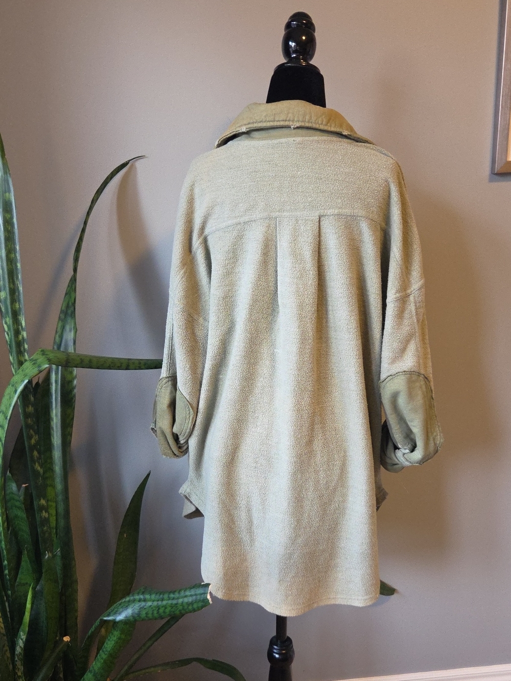 Free People RUBY Button-Up Shacket Jacket - Picture 4 of 10